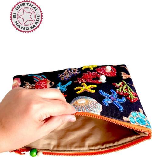 - Sümeyya 2589 7348 El Yapımı Deniz Canlıları Desenli Boncuk İşlemeli Clutch / Askılı Çanta