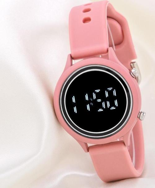Koyu Pembe Silikon Kordonlu Led Watch Genç Kız Kadın Kol Saati ST-304168