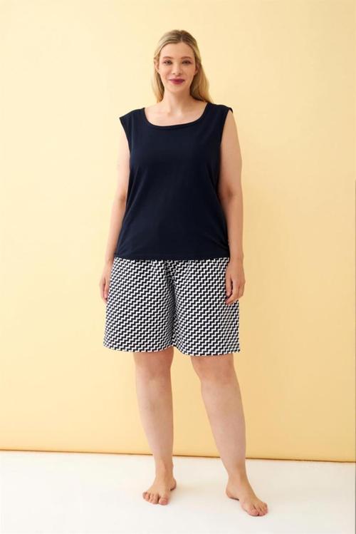 Kadın Lacivert Geometrik Desenli Şortlu Büyük Beden Pijama Takımı