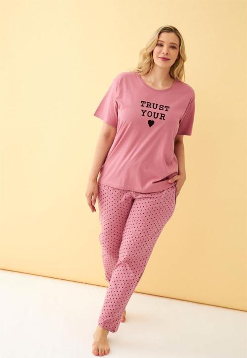 Kadın Somon "Trust Your Heart" Yazılı Büyük Beden Pijama Takımı