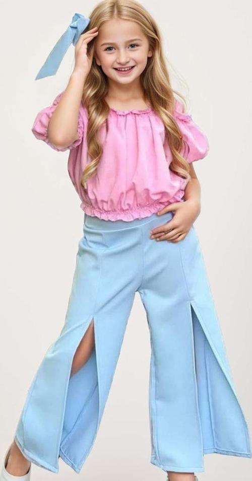 Kız Çocuk Düşük Omuzlu Göğsü ve Beli Manşetli Crop ve Yırtmaç Detaylı Pembe Alt Üst Takım