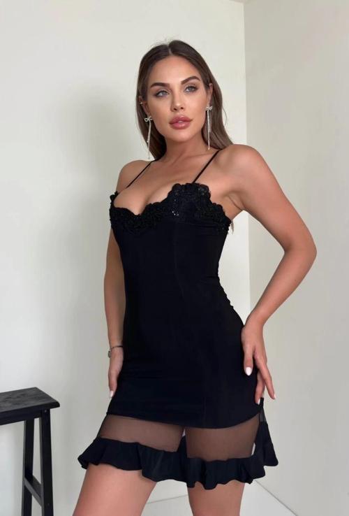 Tül detaylı mini elbise