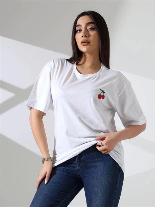 Kiraz işlemeli Kadın T-Shirt