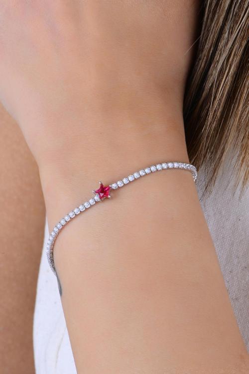 Gümüş rodyumlu pırlanta modeli fuşya zirkon taşlı yıldız detaylı su yolu bileklik. [barcode]