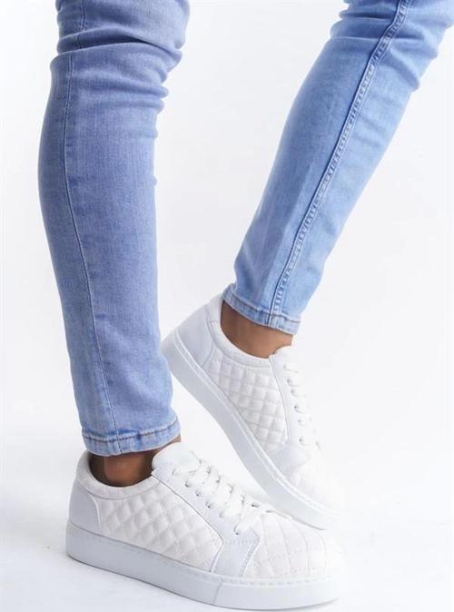 SLW166 Prestige Bağcıklı Cilt Kapitone Desenli Erkek Günlük Sneaker Ayakkabı CBT - Beyaz