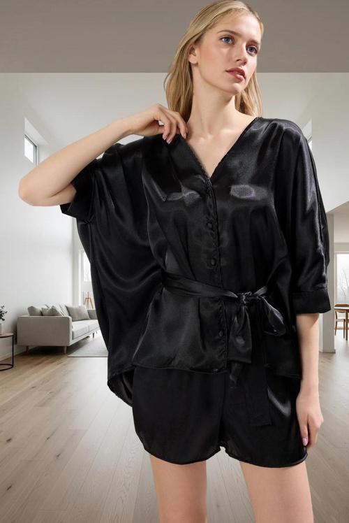 100 Polyester Saten Pijama Takımı Rahat Şal Yaka Boru Paça Modern Stil Yüksek Kalite