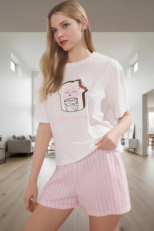 Çizgili Pamuklu Pijama Takımı Rahatlık ve Şıklık Bir Arada Özenle Seçilmiş Trend Tasarım