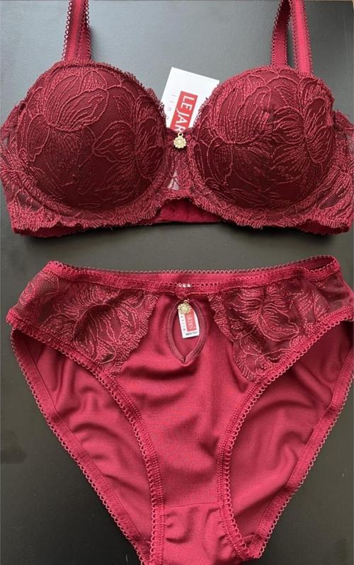 5105-B Destekli-Balenli Silikon Daine Sütyen Takımı