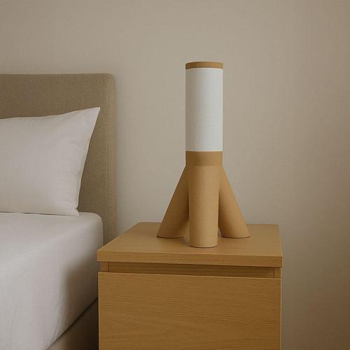 Modern Üç Ayaklı Dekoratif Masa Lambası