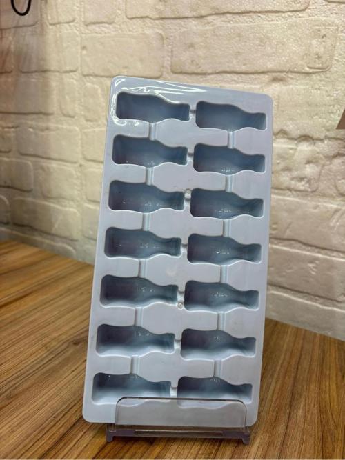 Plastik Kola Şişesi Şeklinde Buz Dolabı Buzluk Kabı 14 Bölmeli 3 Adet
