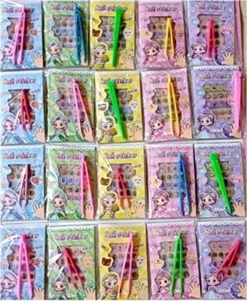 Tırnak Sticker Seti Cımbızlı Karışık - 4 adet