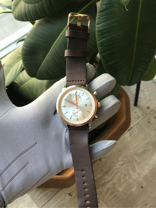 Model Kronometrelı Kol Saatı
