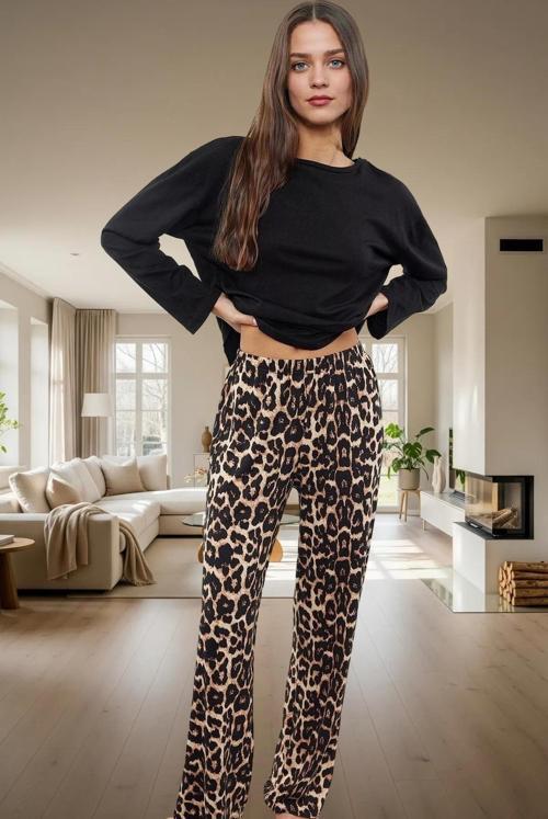 Kadın Leopar Desenli Pamuklu Pijama Takımı Seçkin Malzeme Kaliteli İşçilik Premium Kalite