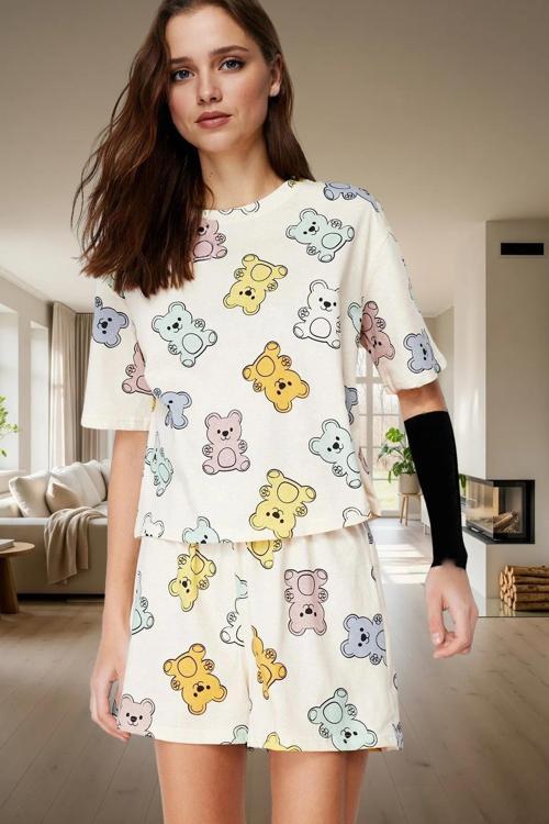 Kadın Ayıcıklı Pamuklu Pijama Takımı Renk Rahat Kalıp Yazlık Trend Tasarım Profesyonel Görünüm