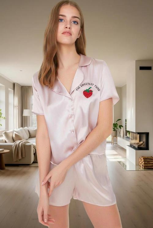 Kadın Saten Pijama Takımı Kısa Kol Regular Kalıp Yazlık Konforlu Kesim Trend Tasarım