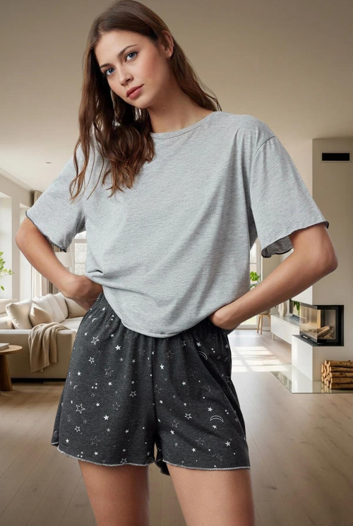 Kadın Galaksi Desenli Pijama Takımı Pamuk Polyester Örme Kumaş Kaliteli İşçilik Seçkin Malzeme