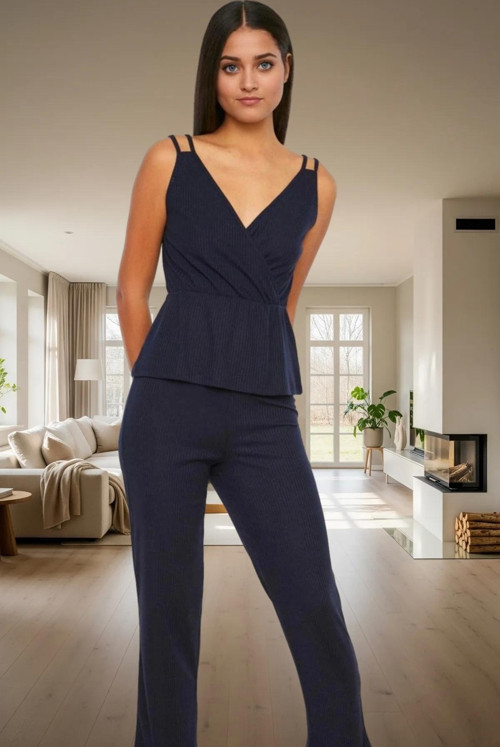 Kadın İnce Askılı Örme Pijama Takımı Rahat Ev Giyim Seti Şık Görünüm Günlük Kullanım İçin
