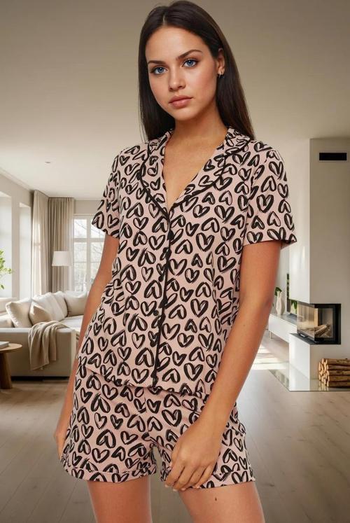 Kadın Pamuklu Kalp Desenli Kısa Kol Pijama Takımı Rahat Ev Giyim Seti Premium Kalite Seçkin Malzeme