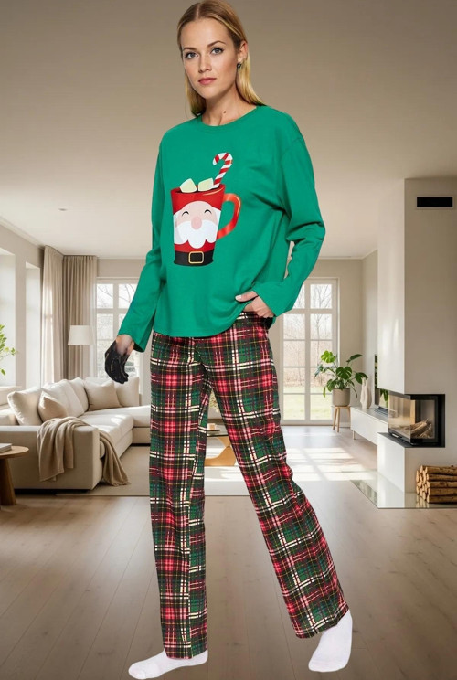 Kadın Kışlık %100 Pamuklu Pijama Takımı Rahat Yılbaşı Baskısı Konforlu Kesim Ve Şık