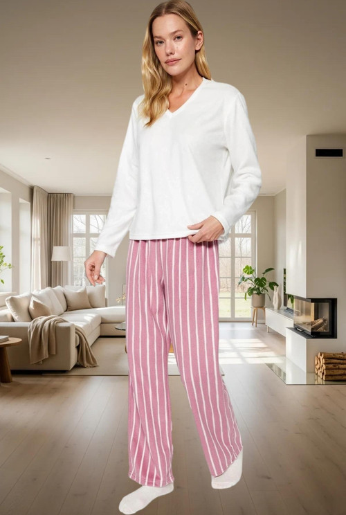 Kadın Kışlık Uzun Kollu Polar Pijama Takımı Çizgili Regular Kalıp Zarif Tasarım