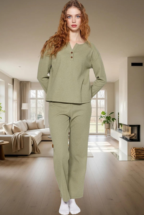 Kadın V Yaka Uzun Kollu Pamuklu Pijama Takımı Kış Mevsimi İçin Rahat Yüksek Kalite Trend Tasarım