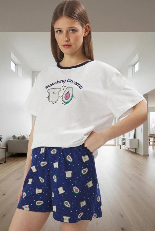 Kadın Yazlık Pamuklu Pijama Takımı Regular Kalıp Avokado Desenli Seçkin Malzeme Mükemmel Uyum