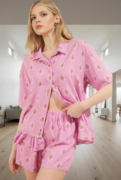 Kadın Şortlu Pijama Takımı Etnik Desen Viskon Yazlık Rahat Şık Görünüm Özenle Seçilmiş Özel Tasarım