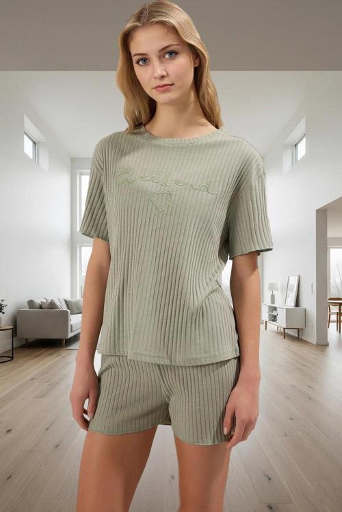 Kadın Örme Pijama Takımı Regular Kalıp Kısa Kol Boru Paça Premium Kalite Şık Görünüm