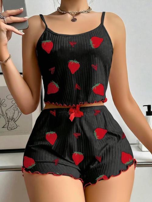 Aria's Closet Pamuklu Siyah Üstüne Çilek Desen Fitilli Askılı Şortlu Pijama Takımı