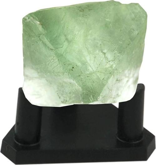 Nessiworld Natgeo Parlayan Kristal Lab