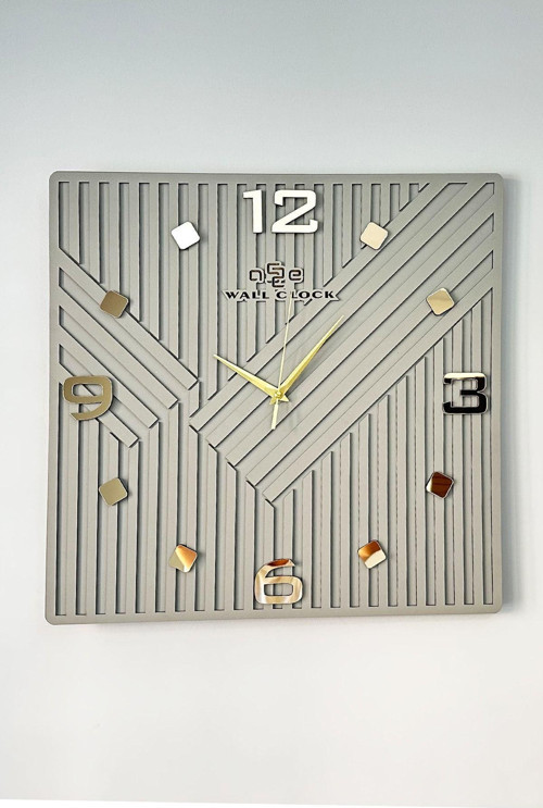 Square Long Pattern Aynalı Kare Çizgili 50X50 Sessiz Mekanizma Duvar Saati