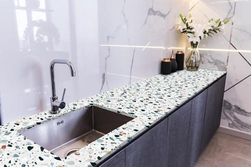 Tezgah Üstü Fayans Kaplama Folyosu Mutfak Tezgahı Kaplama Terrazzo Döşeme 70 cm x 1 Metre