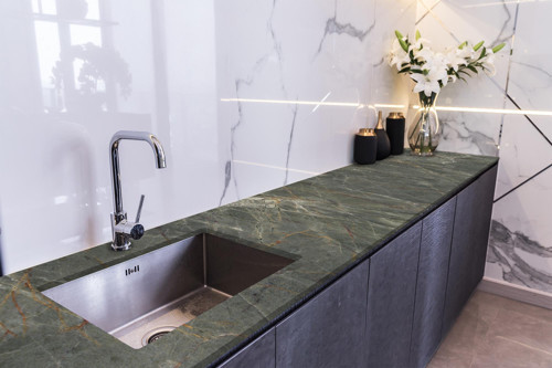 Tezgah Üstü Fayans Kaplama Folyosu Mutfak Tezgahı Kaplama Natural Marbel Stone 70 cm x 1 Metre