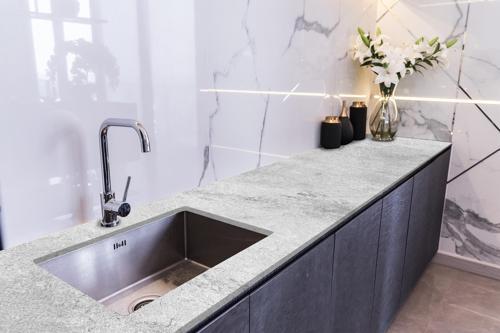 Tezgah Üstü Fayans Kaplama Folyosu Mutfak Tezgahı Kaplama Natural Marble Grey 70 cm x 1 Metre