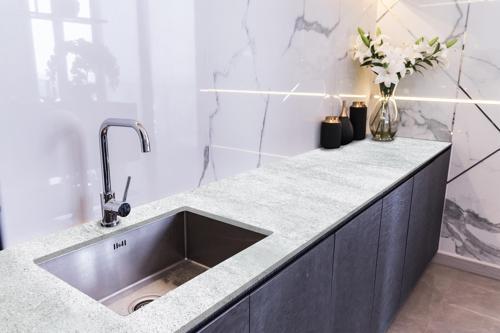 Tezgah Üstü Fayans Kaplama Folyosu Mutfak Tezgahı Kaplama Çimento Doku 70 cm x 5 Metre