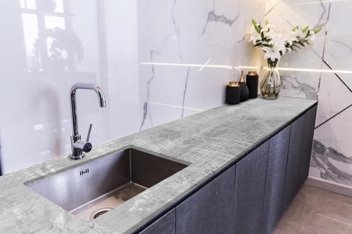 Tezgah Üstü Fayans Kaplama Folyosu Mutfak Tezgahı Kaplama italyan Gri Mermer 70 cm x 1 Metre