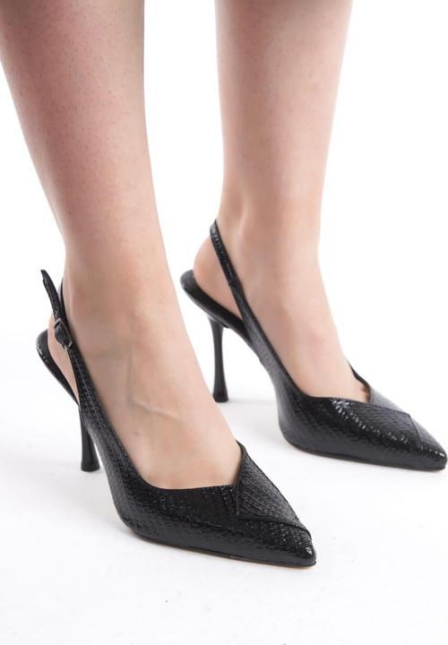 Kadın Soci Siyah Rugan 9 Cm İnce Topuklu Sivri Burunlu Arkası Acık Tasarım Stiletto