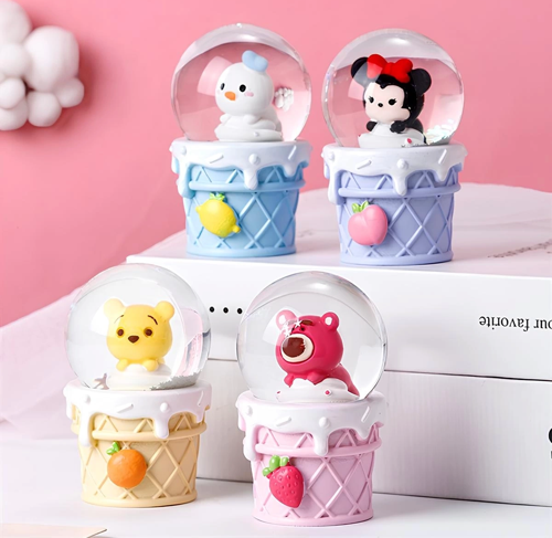 Mickey Mouse Işıklı Kar Küresi 9 Cm Alk3111