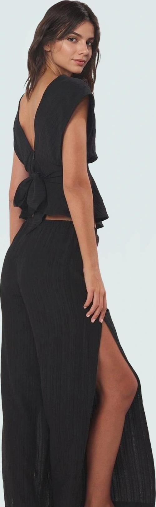 Yazlık Kolsuz Bluz ve Yırtmaçlı Pantolon Takım Dokuma Kumaş Yüksek Kalite Modern Stil