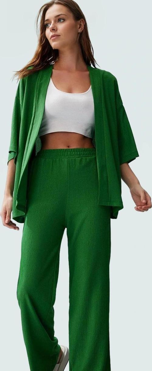 Yazlık Kadın Kimono Pantolon Takım Rahat Şık ve Çok Yönlü Trend Tasarım Modern Stil Görünüm