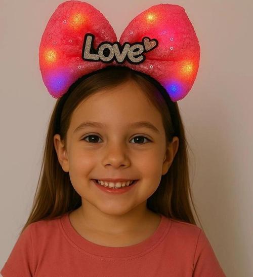Led Işıklı Love Yazılı Fuşya Fiyonk Taç – Kız Çocuk Parti Tacı