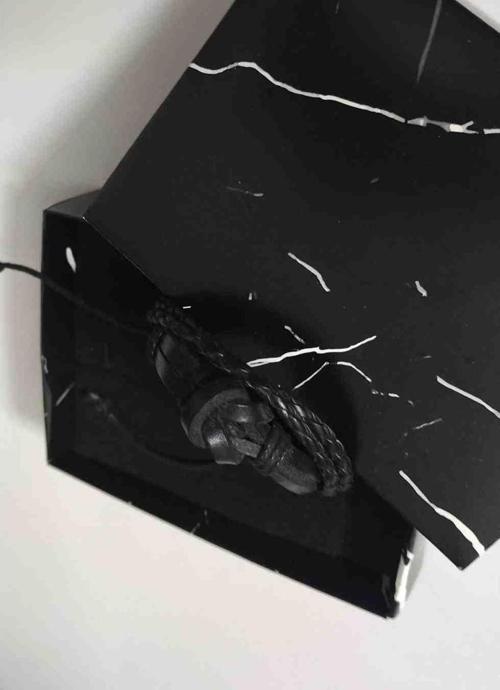 Asansörlü Vegan Deri Bileklik