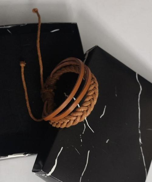 Asansörlü Vegan Deri Bileklik