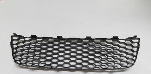 Volkswagen Golf- 5- 05/09; Ön Tampon Panjuru Orta Siyah (Gtı)(Tüv) (Tyg) (Oem No: 1K0853677B9B9)