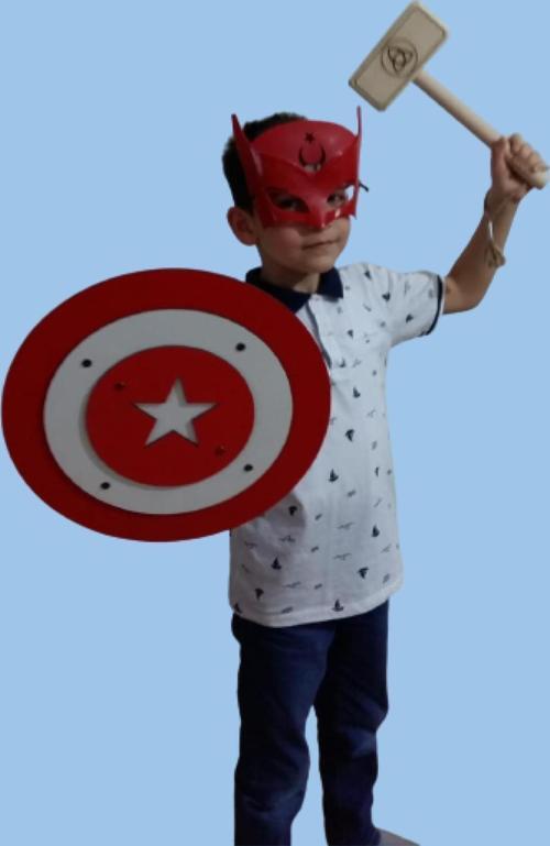 Ahşap Oyuncak Seti 3'lü, Kaptan Türkiye Maskesi, Kalkanı Ve Ahşap Tor (thor) Çekici