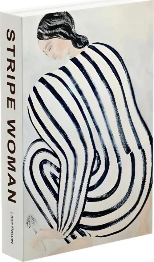 570 Strıpe Woman