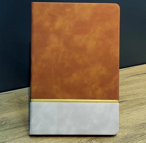 Çizgili Deri Defter