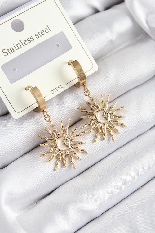 Zirkon Taşlı Sallantılı Güneş Model Gold Renk Kadın Küpe - EBJ250726W36619