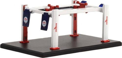 Greenlight 1/64 Chevron Gasolines Lift