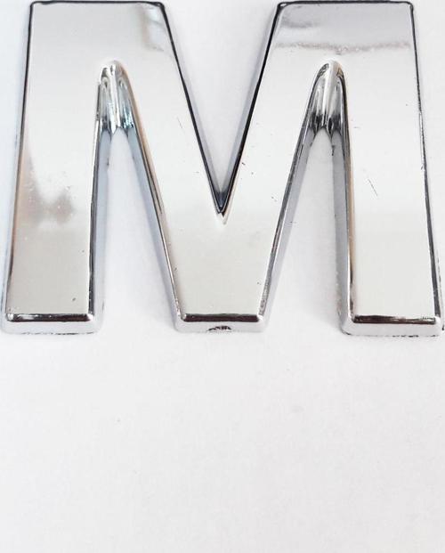 M Harfi  3,75 cm Krom Yapışkanlı